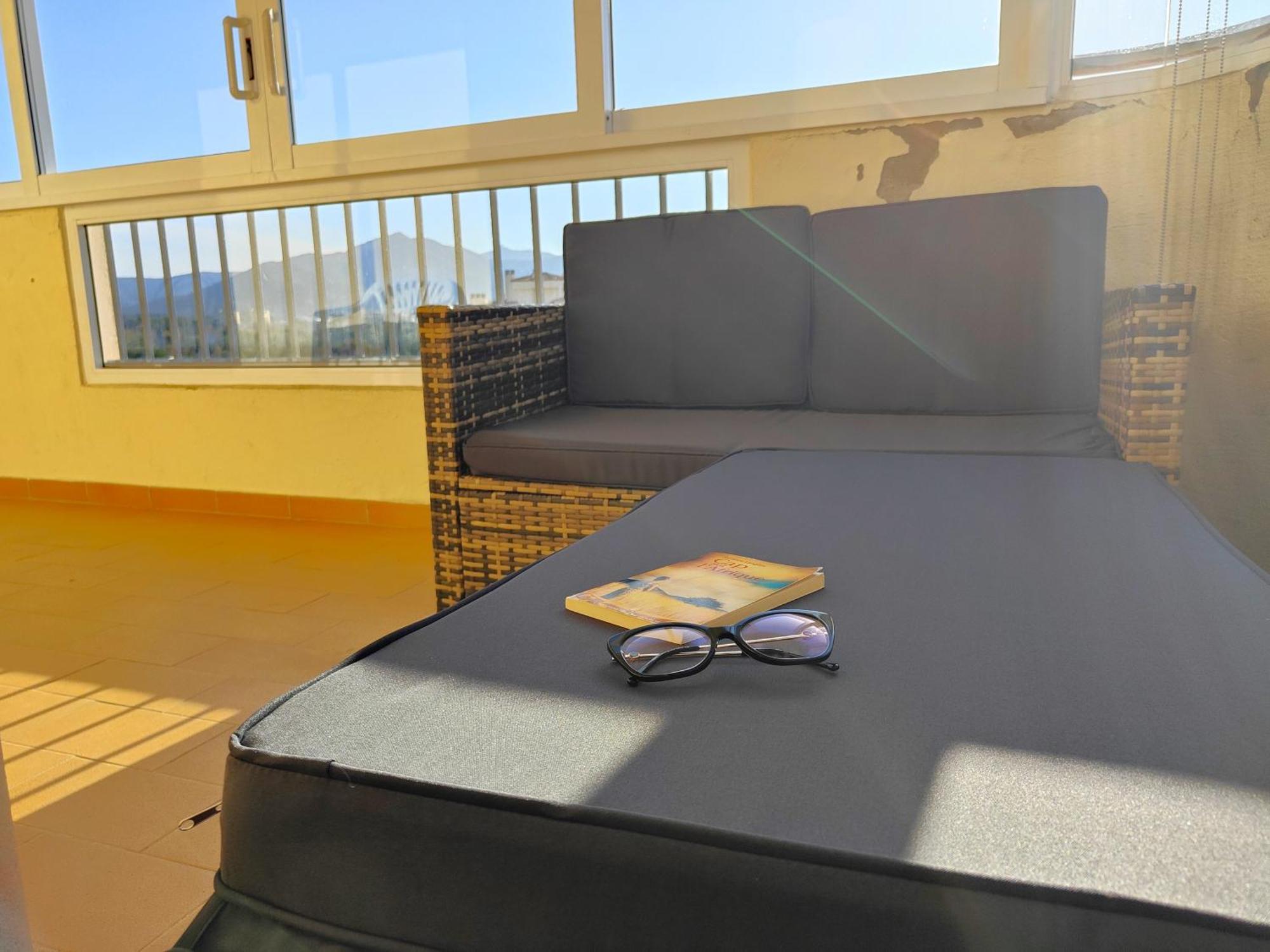 Global Immo 3289 Port Thalassa Roses Extérieur photo